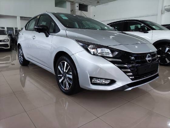 NISSAN VERSA 1.6 16V FLEX ADVANCE XTRONIC NISSAN VERSA 1.6 16V FLEX ADVANCE XTRONIC